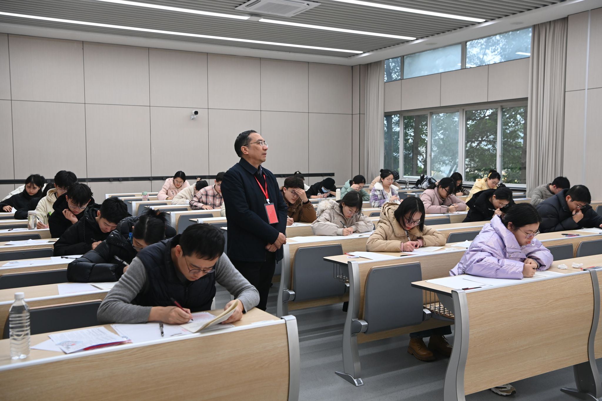 本港台搅珠现场直播下载手机版登录宣传