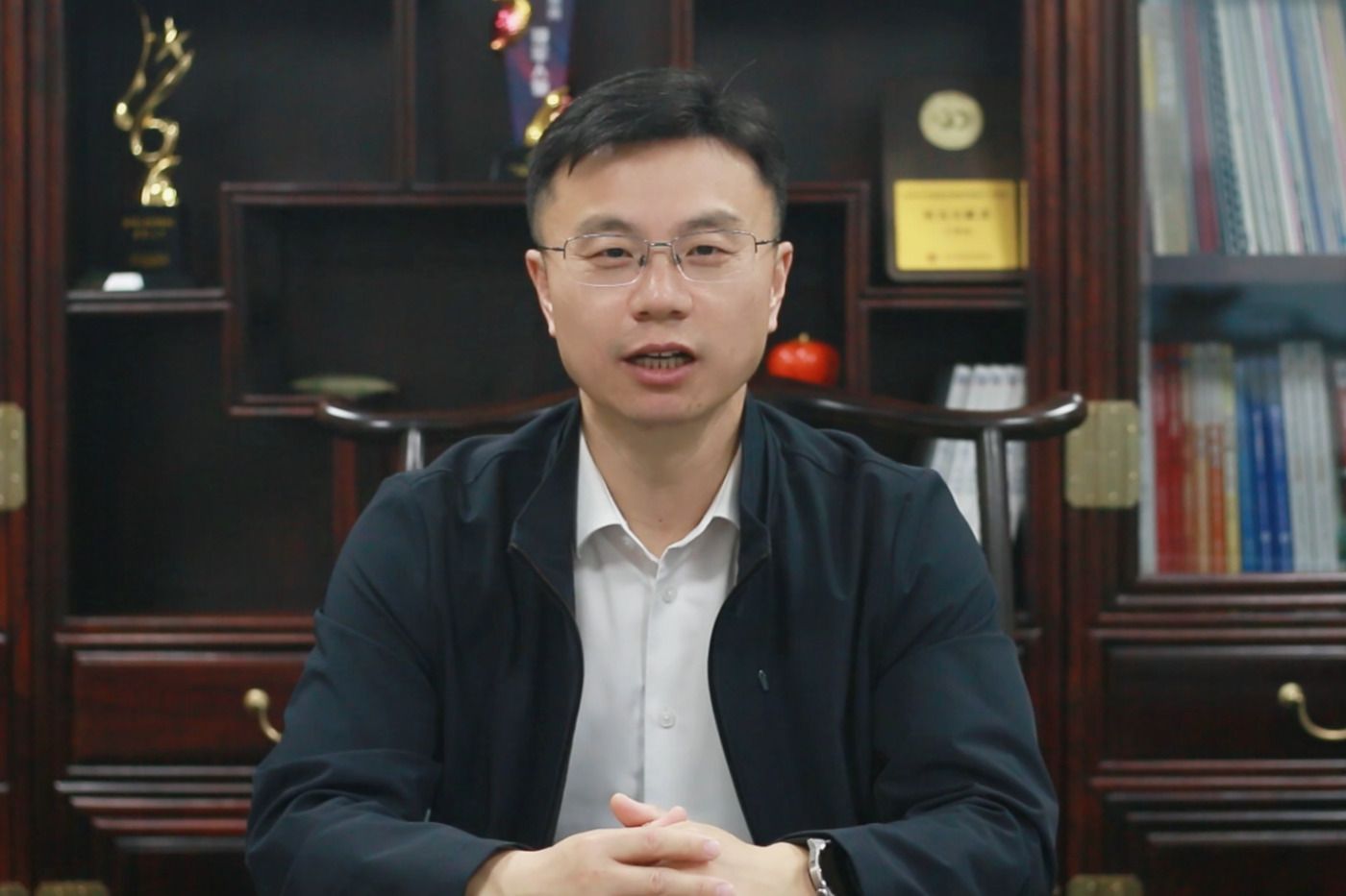 孜孜以求谱新章